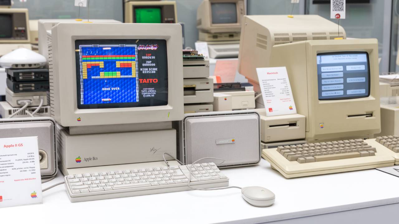 macintosh-os-1-il-primo-sistema-operativo-di-apple-fastwebplus